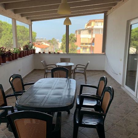 Double Room With Terrace Голем Екстериор снимка