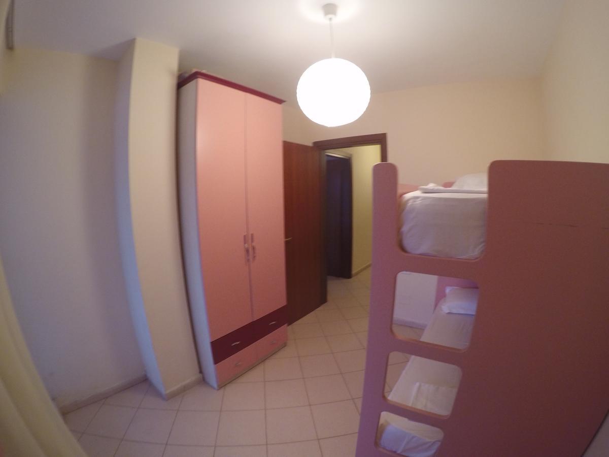 Double Room With Terrace Голем Екстериор снимка