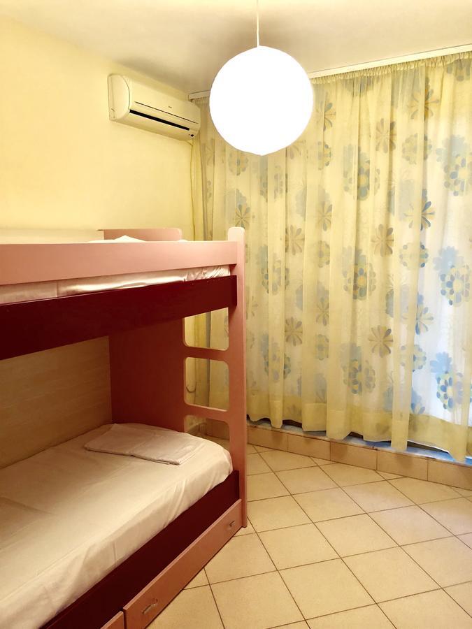 Double Room With Terrace Голем Екстериор снимка