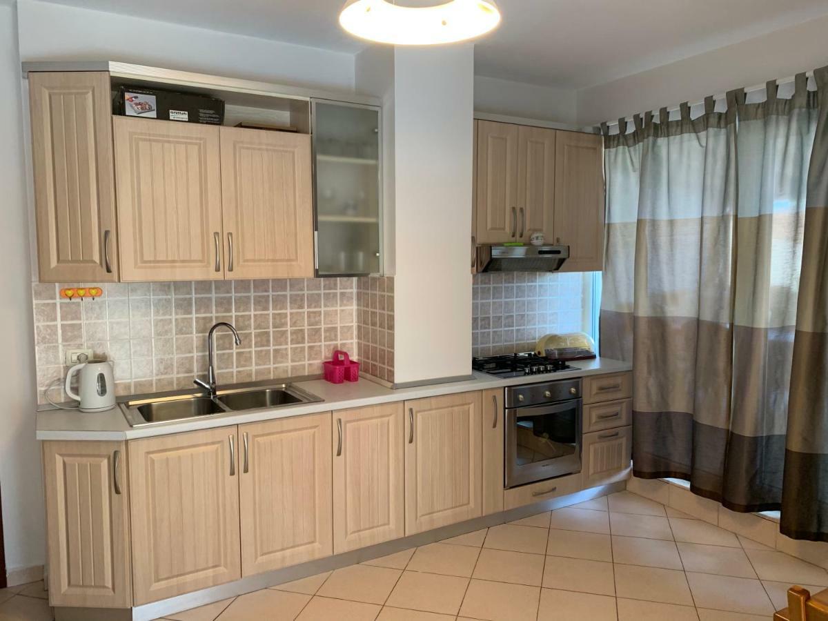Double Room With Terrace Голем Екстериор снимка